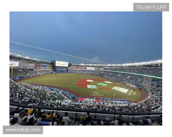 足球明星赌气瞬间全纪录精彩集锦让你领略球场激情与个性魅力